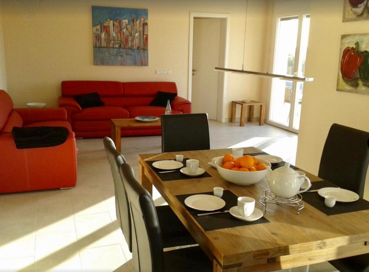 Casa Luz Solar - Schoene Finca In Strandnaehe, Privatpool, Klimaanlage, Wifi ซานตานยี ภายนอก รูปภาพ